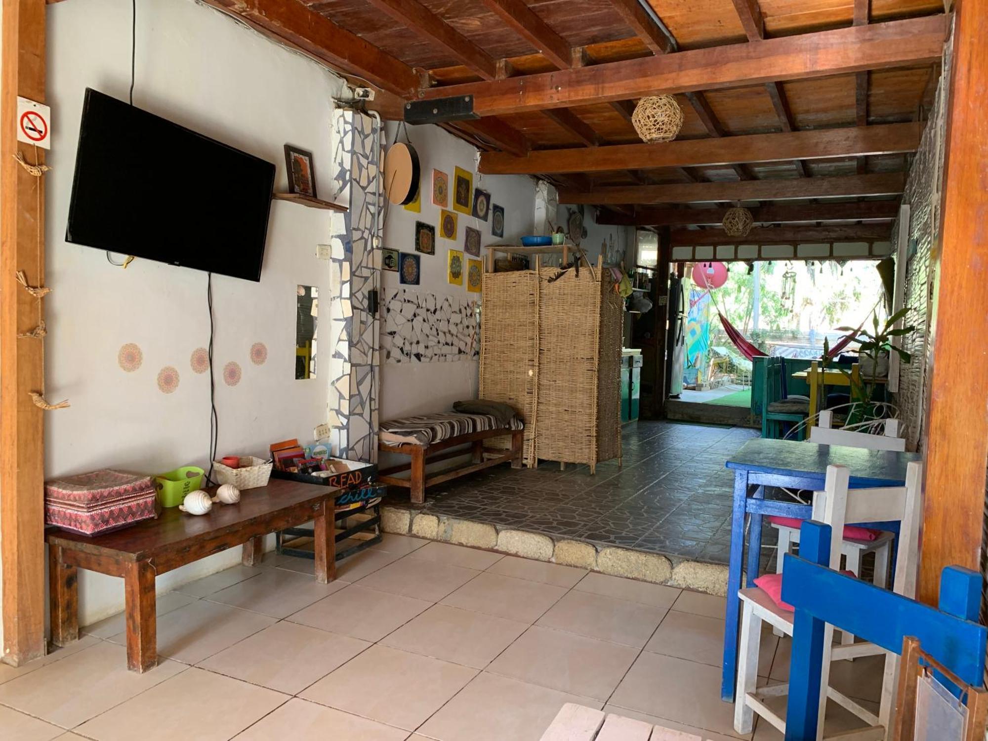 Wiracocha Hostal Mancora Exterior photo
